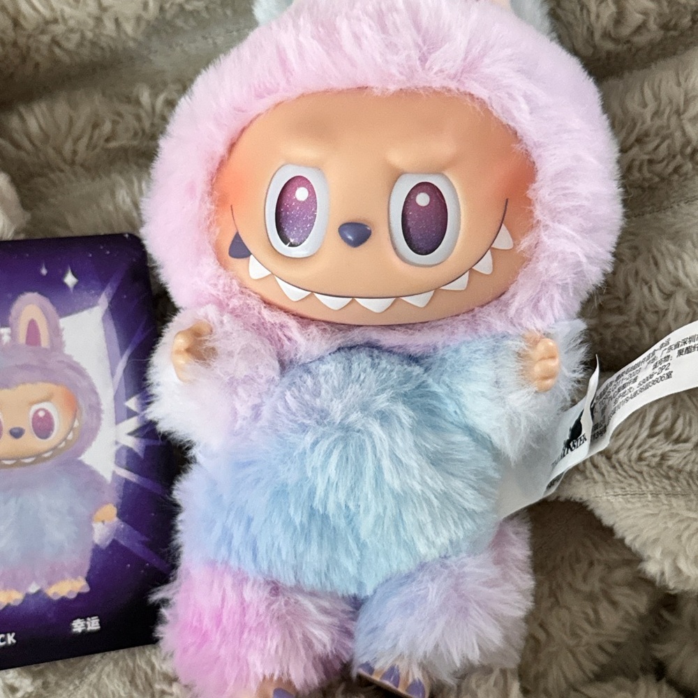 LUCK LABUBU V3 BIE AUTHENTIC FROM POPMART